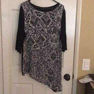 Karen Kane 2x Asymmetrical top